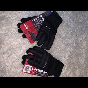 ✨ 3 for $25 Two pairs Men’s Gloves